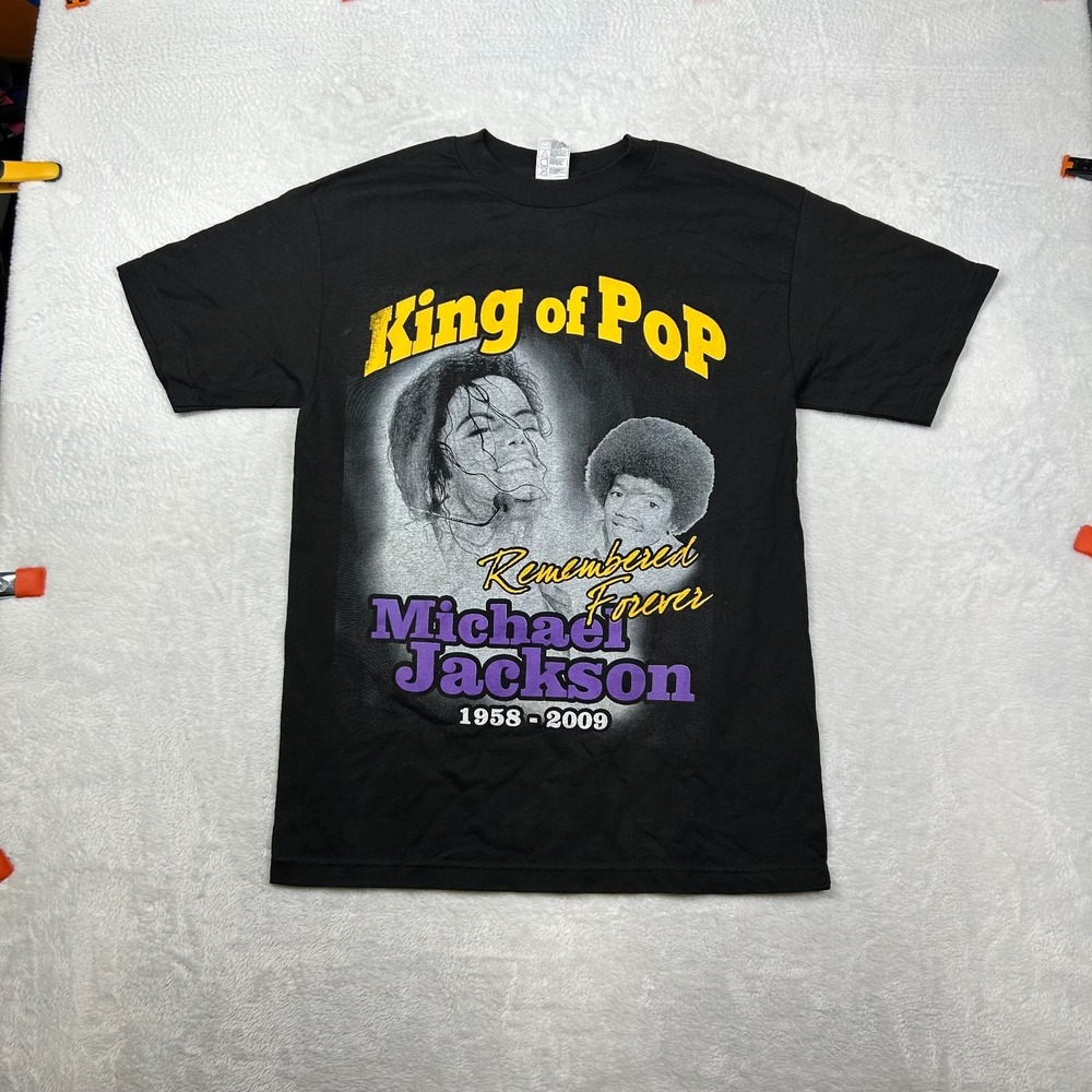 AAA Michael Jackson King of Pop Memorial T-Shirt Men's Black Graphic - Medium